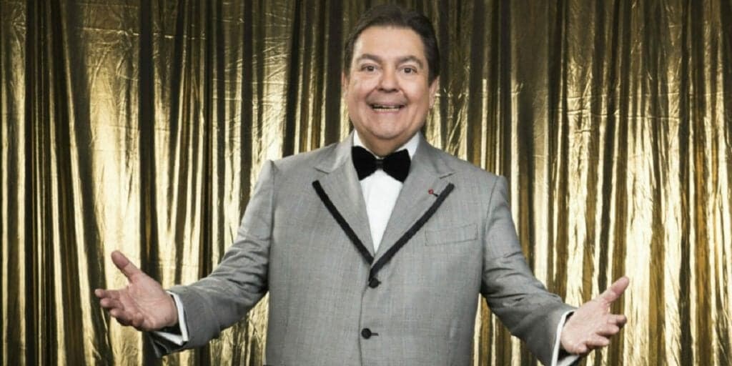 Depois de ser escorraçado da Globo, Faustão dá a volta por cima e ganha o maior salário da TV Brasileira