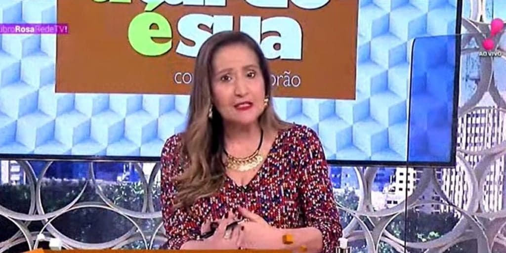 "Muito estranho", Sonia Abrão aponta dedo às câmeras e desmascara marido de Ivete: "Não adianta vir fazer"