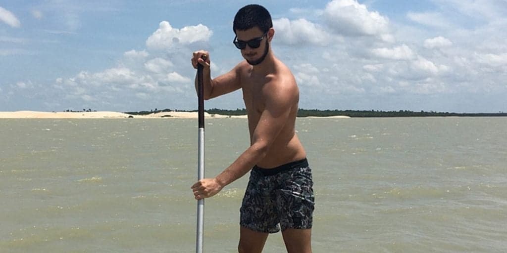 “Te amo bicho”, filho de Fátima Bernardes surge em foto assumindo, após dar adeus ao Brasil e esconder romance