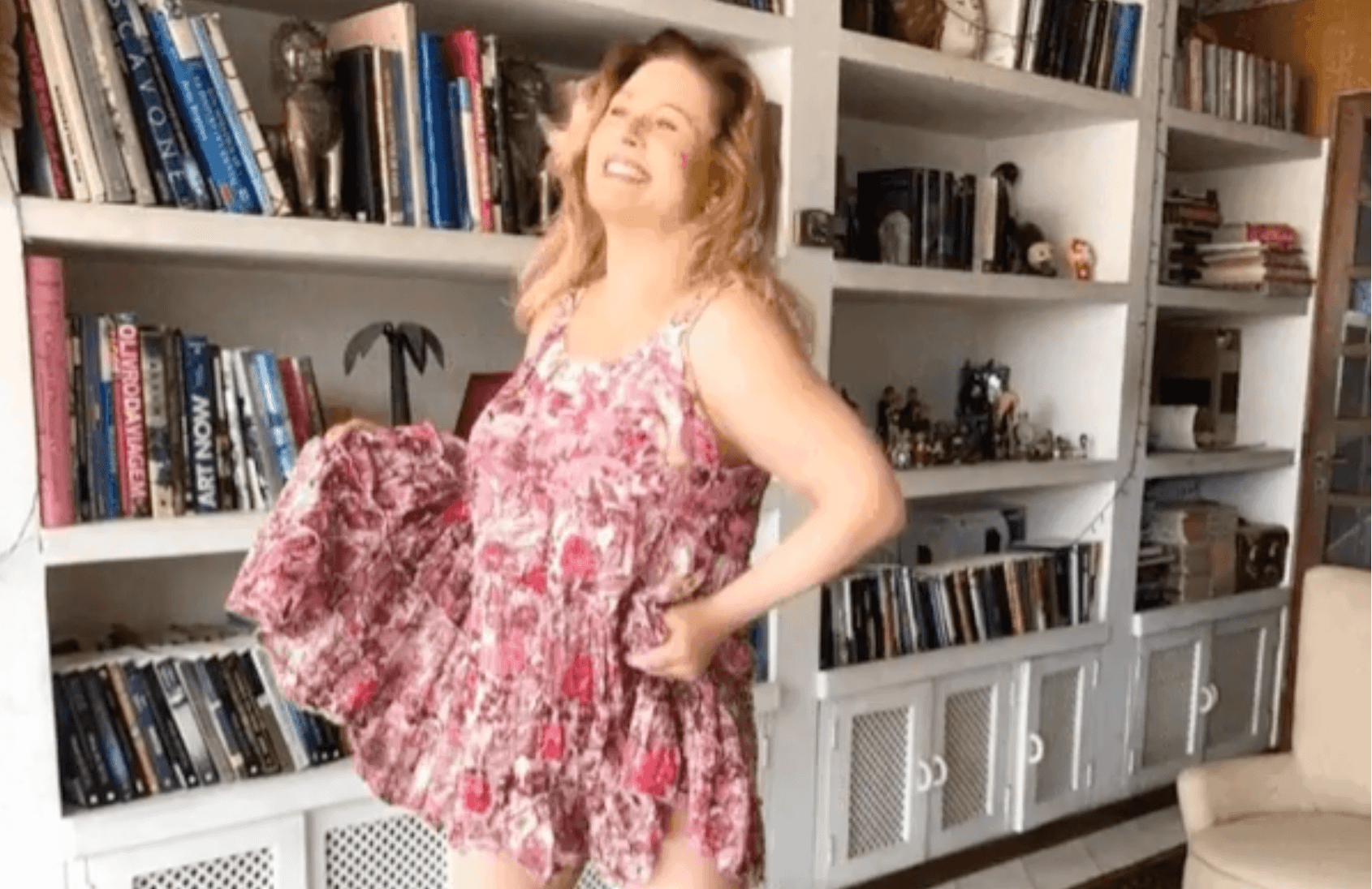 Vera Fischer apareceu quase sem roupa (Foto: Reprodução) Vera Fischer apareceu quase sem roupa (Foto: Reprodução)