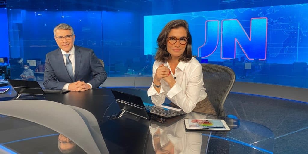 Audiência 09/11: Jornal Nacional tem pior número da semana, Um Lugar ao Sol fracassa e Fazenda cola no The Voice