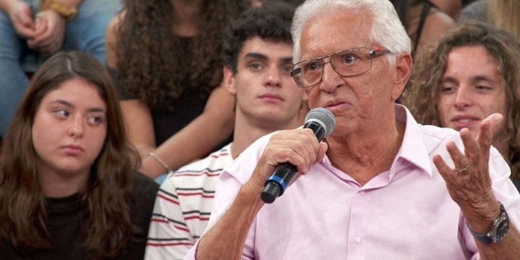 Carlos Alberto de Nóbrega decreta falência, não tem mais nada e confirma situação: "Sobrevivo"