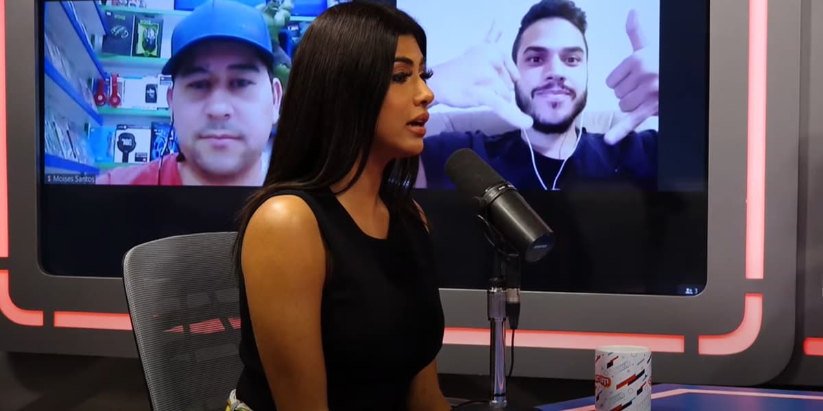 Flávia Noronha apresentará novamente o TV Fama (Foto: Reprodução / YouTube) Flávia Noronha apresentará novamente o TV Fama (Foto: Reprodução / YouTube)