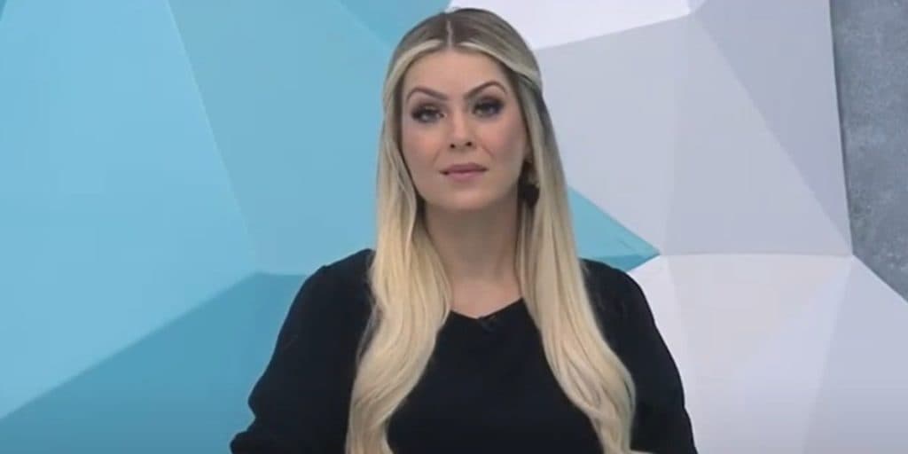 "Pegando pesado comigo", Renata Fan, após relação com Denilson e até choro, estoura desabafo e suplica