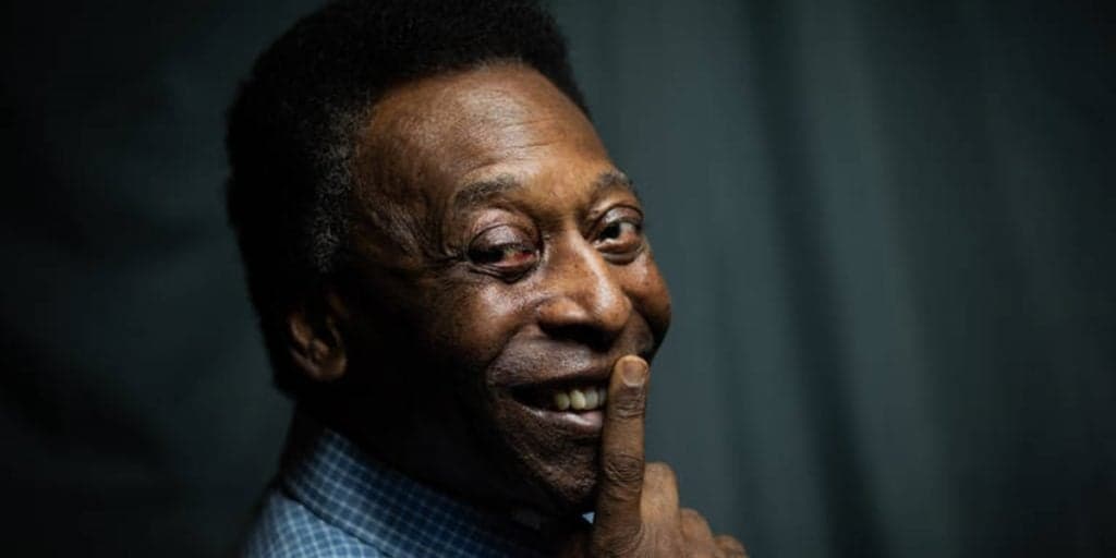 Pelé expõe foto e confirma verdade brutal, após notícia de morte e cânceres espalhados por todo o corpo