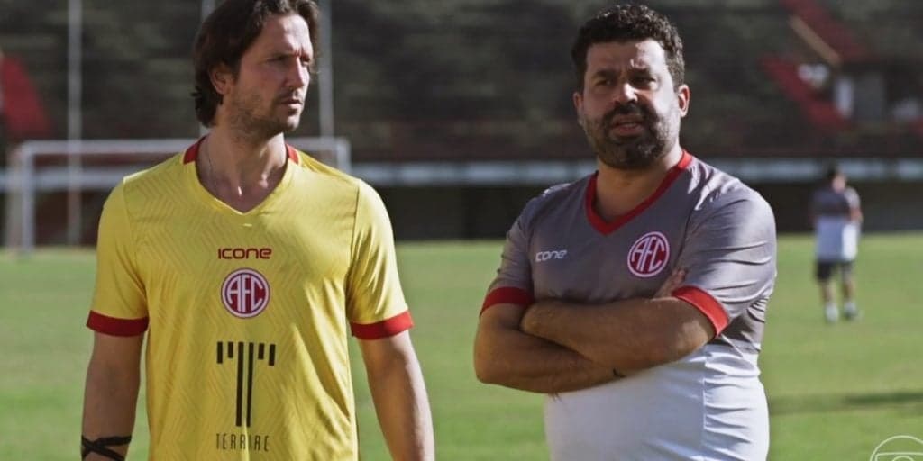 Quanto Mais Vida Melhor: Vai arregar de novo? Neném recebe notícia arrasadora antes de entrar em campo; entenda qual