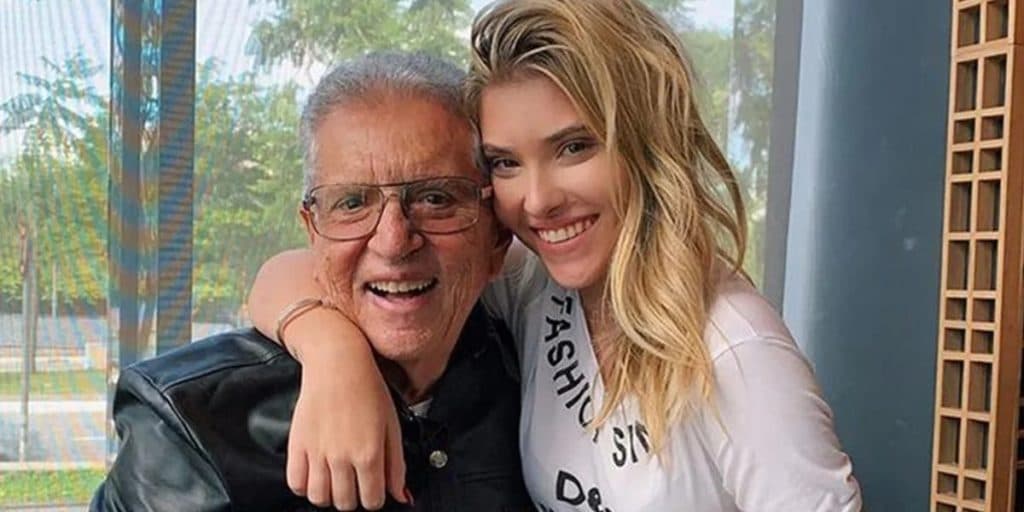 Filha de Carlos Alberto sai de casa, larga o pai e apresentador admite falência: "Não tenho nada"