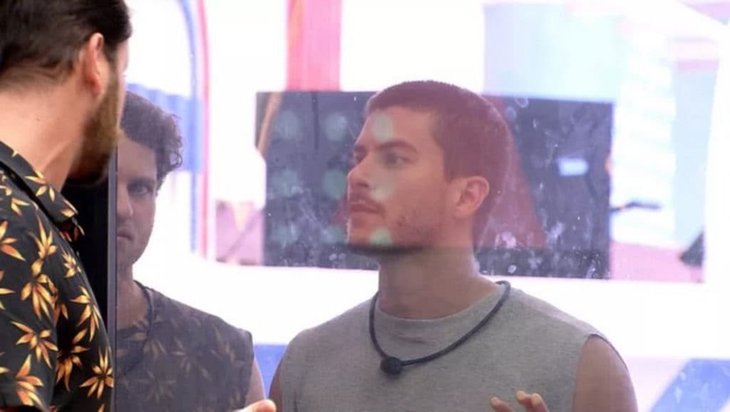 BBB22: Arthur desconfia de participantes da Casa de Vidro: "Não devemos acreditar em tudo que falam"