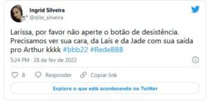 Larissa causou comoção na web ao encarar botão de desistência (Foto: Reprodução / Twitter) Larissa causou comoção na web ao encarar botão de desistência (Foto: Reprodução / Twitter)