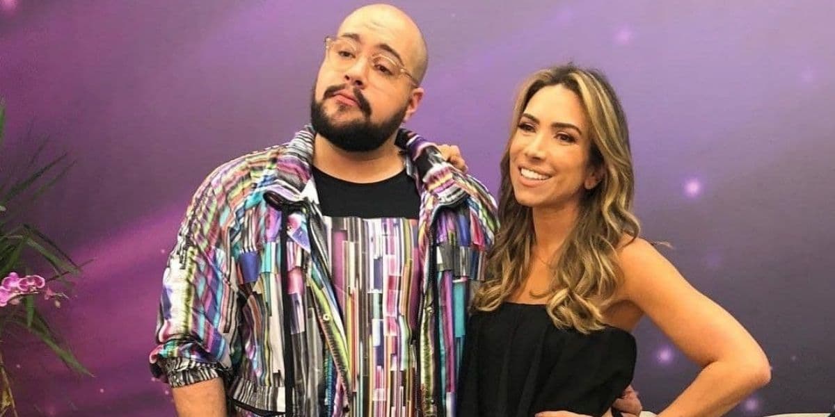 Globo não se aguenta, faz chacota de Silvio Santos e apresentador escandaliza: "Chegou a hora da baixaria" Globo não se aguenta, faz chacota de Silvio Santos e apresentador escandaliza: "Chegou a hora da baixaria"