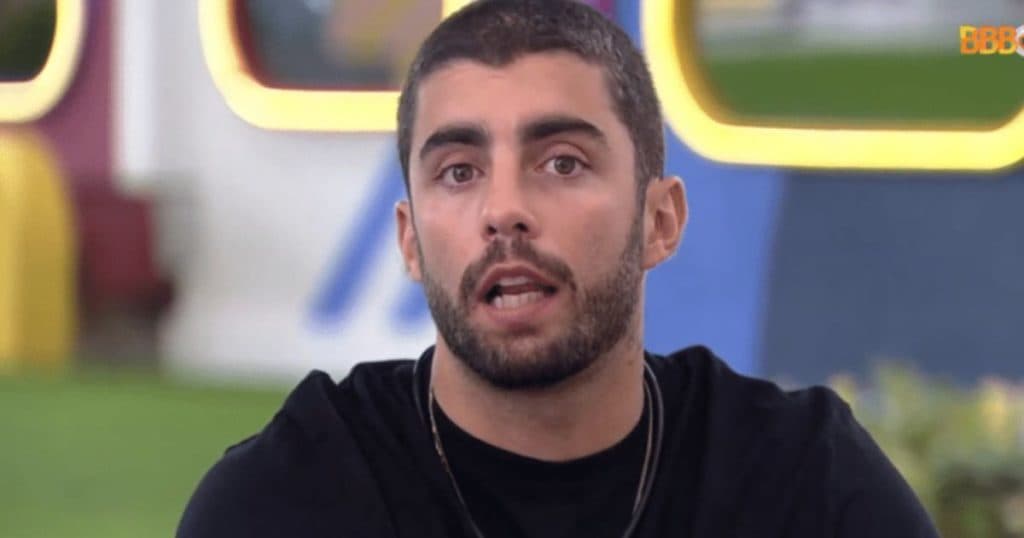 BBB22: Pedro Scooby nega que seja milionário e dispara: "Não consigo"