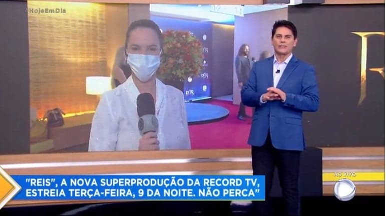 Coletiva de Reis também foi atração ao vivo no Hoje em Dia Coletiva de Reis também foi atração ao vivo no Hoje em Dia