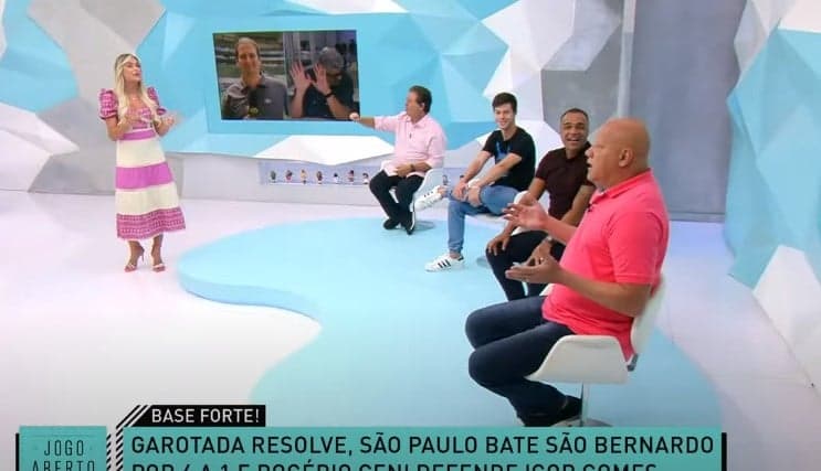 "Humilhada", Renata Fan explode e denuncia o que sofreu no Jogo Aberto: "Eu fui destruída no programa" "Humilhada", Renata Fan explode e denuncia o que sofreu no Jogo Aberto: "Eu fui destruída no programa"