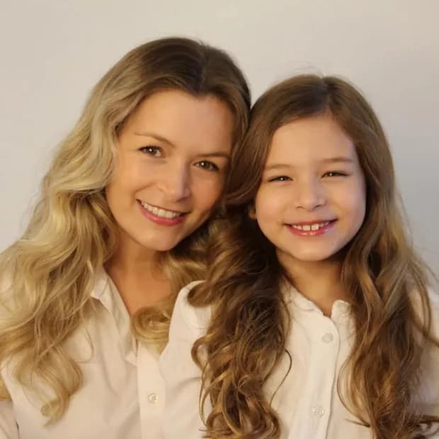 Bianca Castanho e sua filha (Reprodução) Bianca Castanho e sua filha (Reprodução)