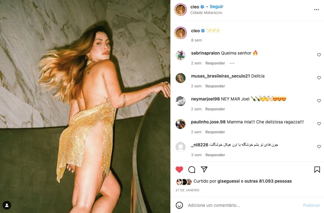 Cleo usa micro vestido com fenda gigante e leva fãs à loucura - Reprodução Cleo usa micro vestido com fenda gigante e leva fãs à loucura - Reprodução