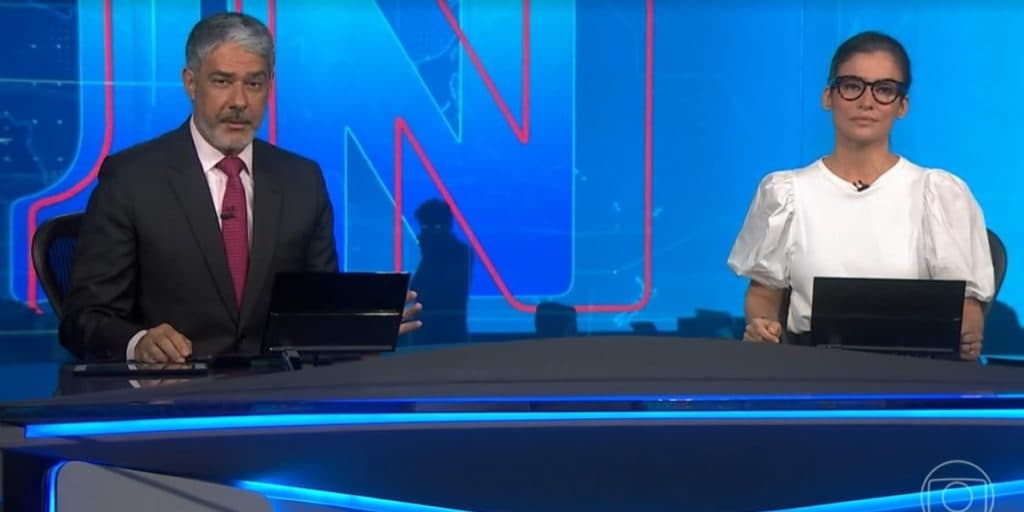 Jornal Nacional entra no ar às pressas, erro grave é cometido e reação de Renata Vasconcellos denuncia tudo