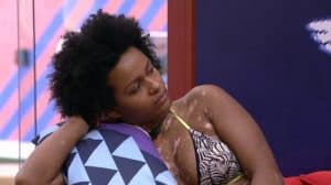 Natália, do BBB 22, fala com Lucas sobre sister: 'Eu vou ser sua madrinha e não converso com a sua esposa' (Foto: Reprodução / Globoplay) Natália, do BBB 22, fala com Lucas sobre sister: 'Eu vou ser sua madrinha e não converso com a sua esposa' (Foto: Reprodução / Globoplay)