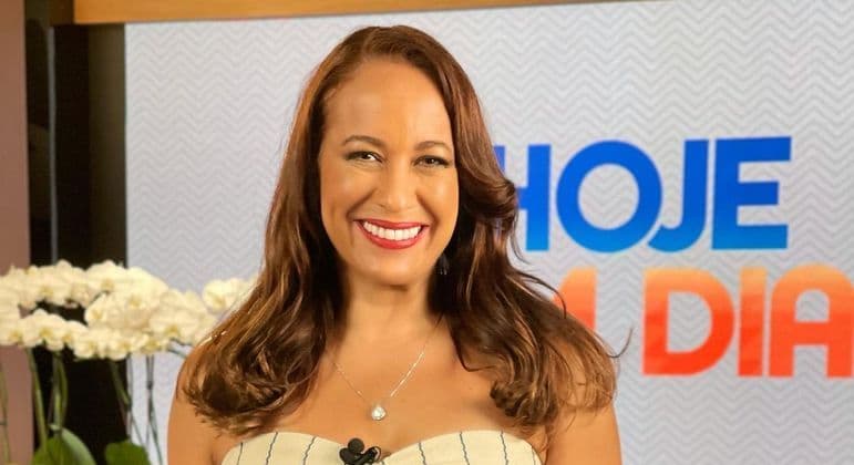 renata-alves voltou a gravar o quadro x para o Hoje Em Dia renata-alves voltou a gravar o quadro x para o Hoje Em Dia