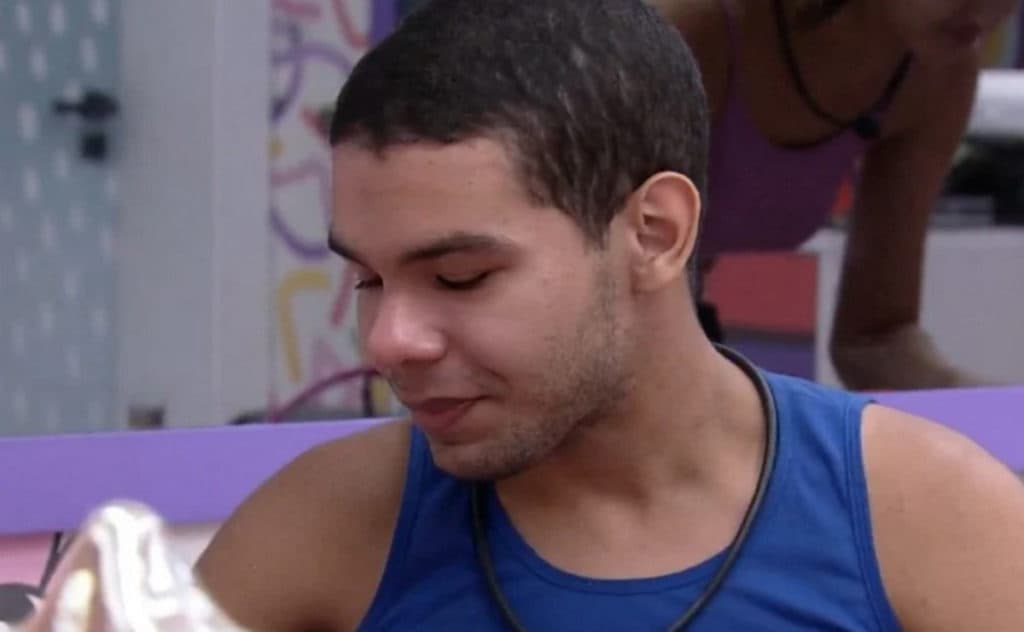 BBB22: Vyni se inspira em Juliette e se emociona ao relembrar maquiagem vencida