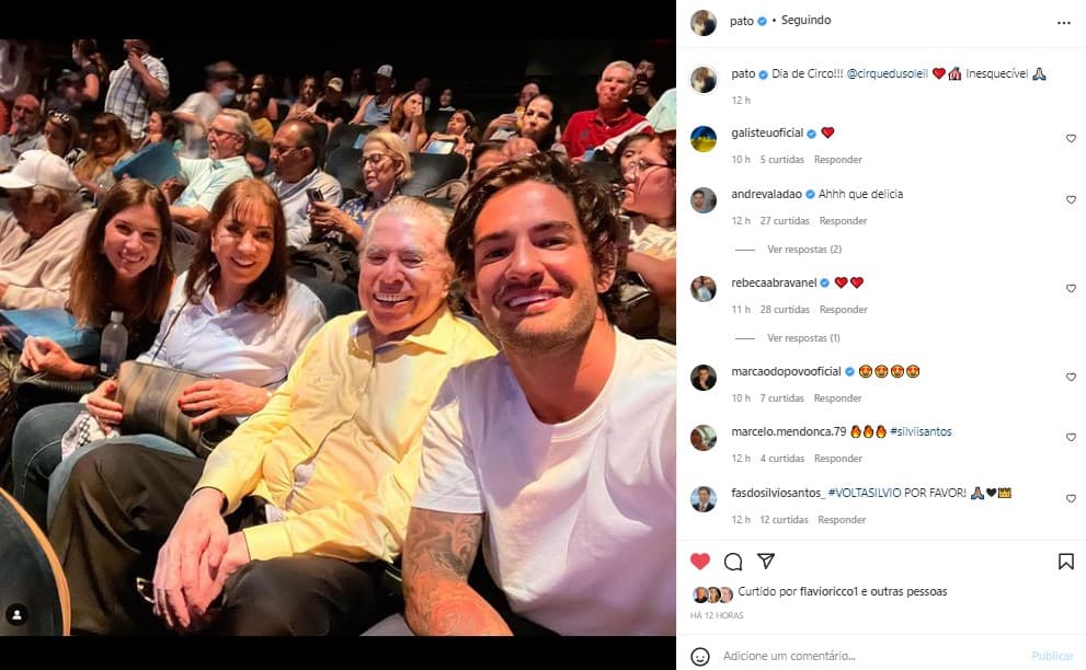Pato posou com Silvio Santos, Irís Abravanel e Rebeca Abravanel Pato posou com Silvio Santos, Irís Abravanel e Rebeca Abravanel
