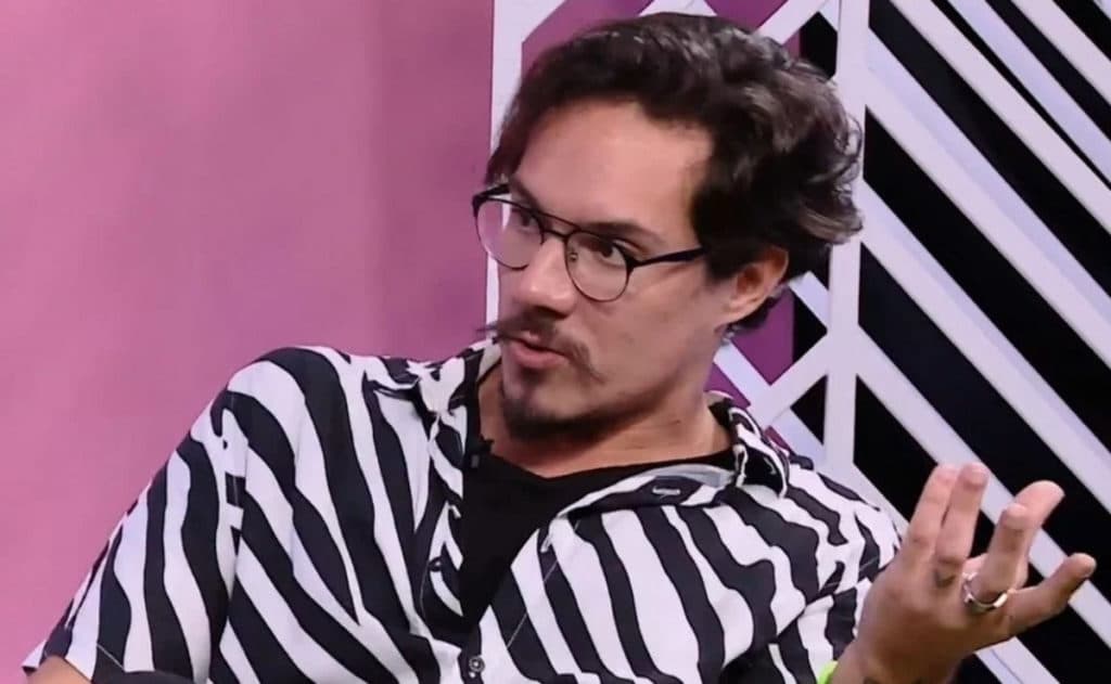 BBB22: Eliezer fica apavorado com notícia da 'gestação' de Natália e dispara: "Misericórdia"