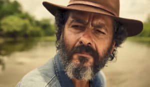 José Leôncio (Marcos Palmeira) ficará desesperado com o sumiço de Jove (Jesuíta Barbosa) em 'Pantanal' (Foto: Reprodução / Globo) José Leôncio (Marcos Palmeira) ficará desesperado com o sumiço de Jove (Jesuíta Barbosa) em 'Pantanal' (Foto: Reprodução / Globo)