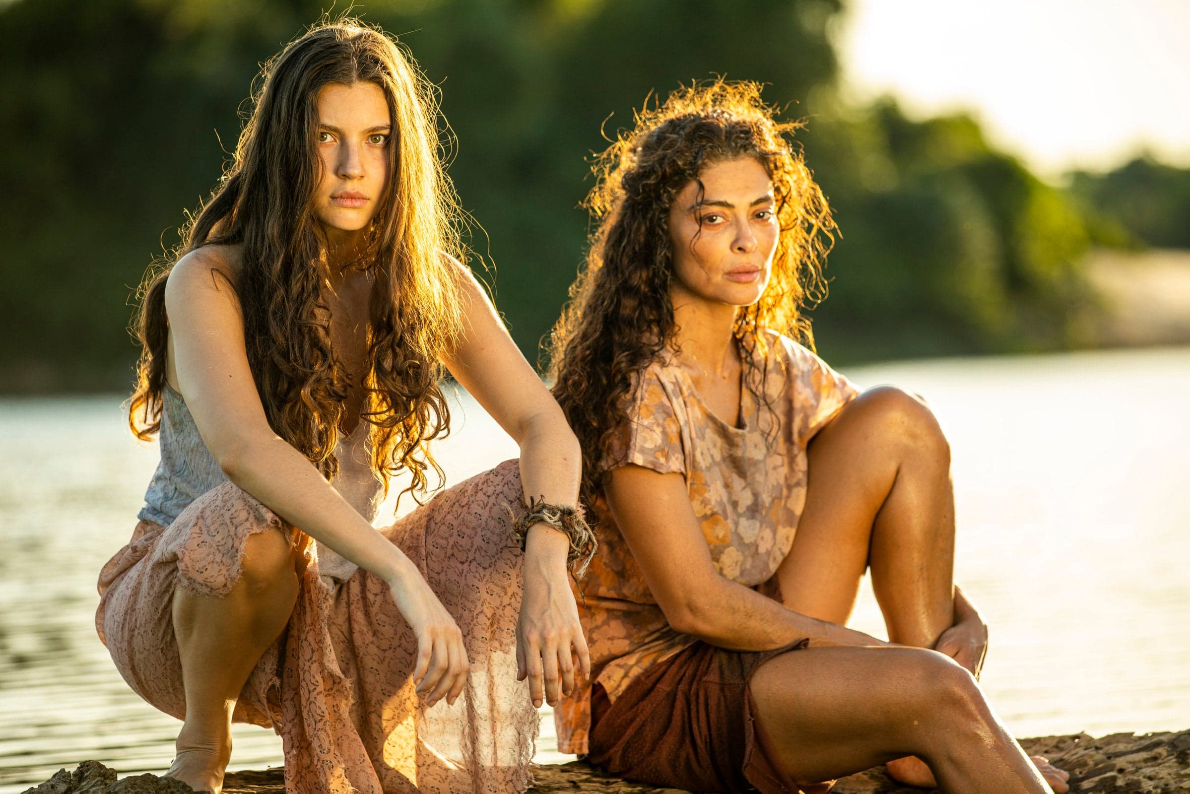Maria Marruá (Juliana Paes) e Juma (Allanis Guillen) em Pantanal - Foto: Reprodução Maria Marruá (Juliana Paes) e Juma (Allanis Guillen) em Pantanal - Foto: Reprodução
