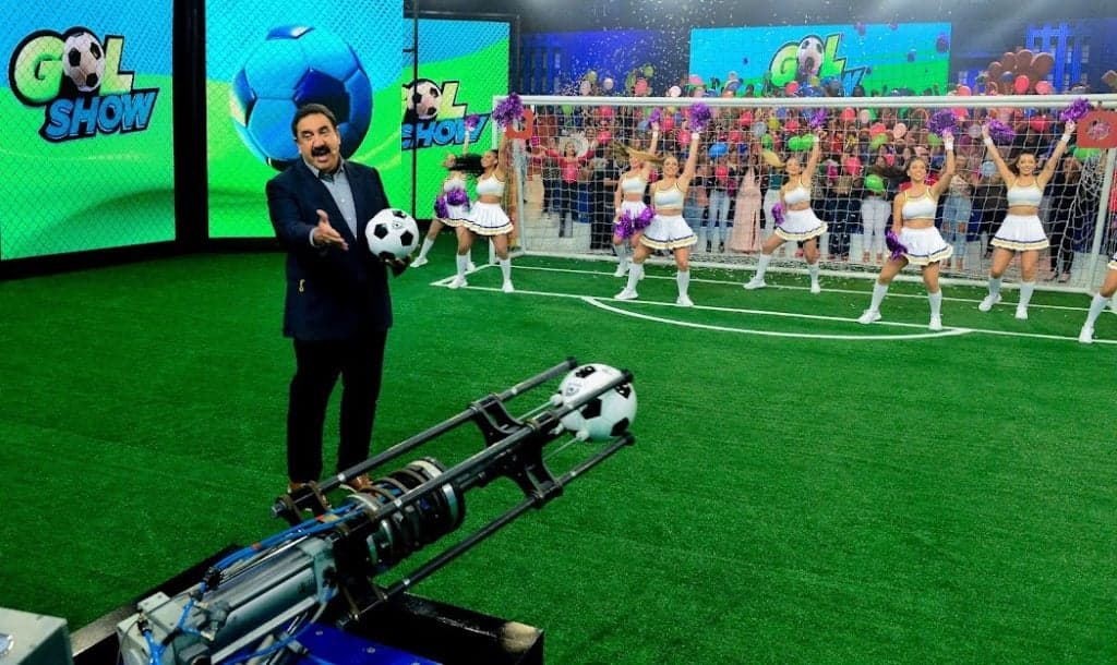 “Programa do Ratinho” recebe Silvia Abravanel nesta segunda (30) e Serginho Chulapa no “Gol Show” desta terça-feira (31)