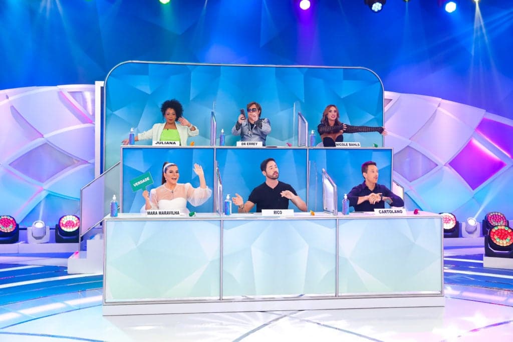 Inédito! Nicole Bahls e Rico Melquiades no “Jogo dos Pontinhos” e duelo acirrado na “Disputa Musical” agitam o “Programa Silvio Santos” deste domingo (22)