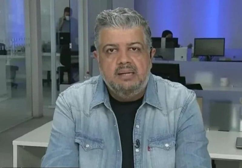 Héverton Guimarães pediu demissão da Band, mas ficou por conta de Renata Fan Héverton Guimarães pediu demissão da Band, mas ficou por conta de Renata Fan