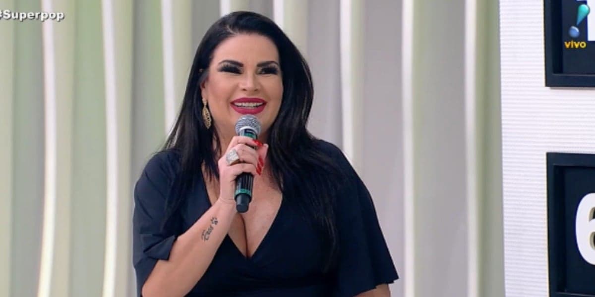 Solange Gomes falou sobre ménage com Márcio Garcia e o irmão dele no "Superpop" (Foto: Reprodução/RedeTV!) Solange Gomes falou sobre ménage com Márcio Garcia e o irmão dele no "Superpop" (Foto: Reprodução/RedeTV!)