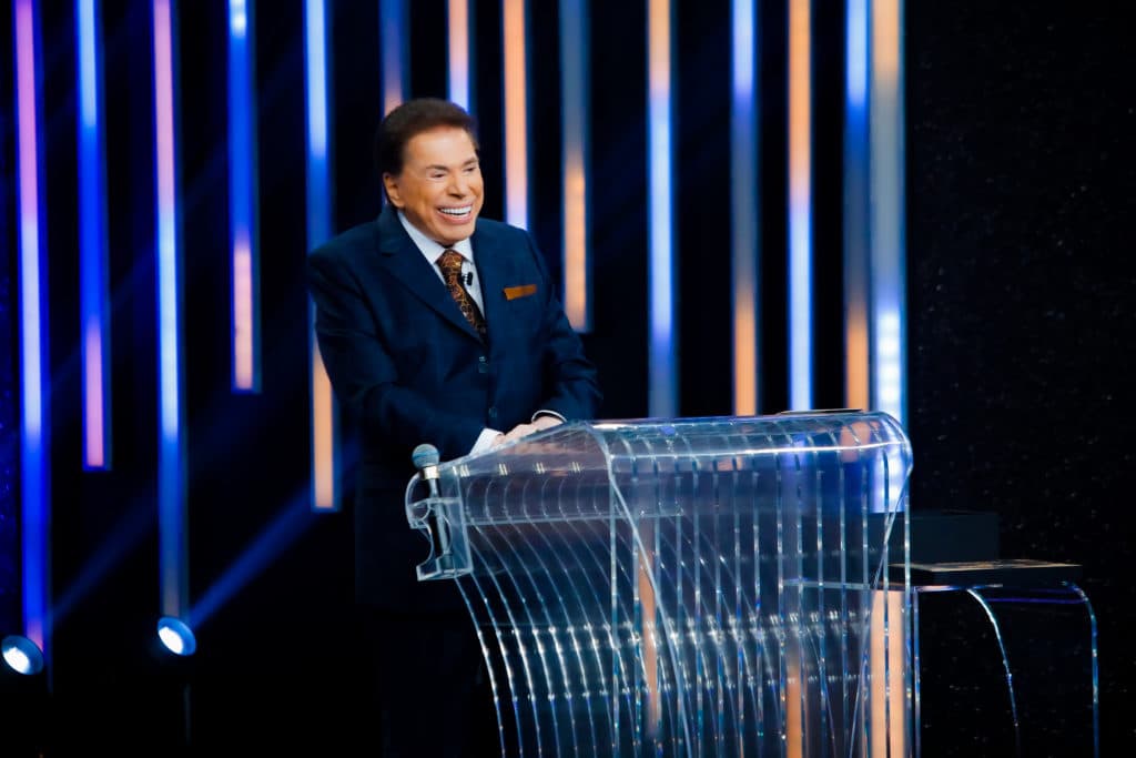 Silvio Santos apresenta o Troféu Imprensa 2022, exibido pela primeira vez no sábado (11), e traz convidados especiais