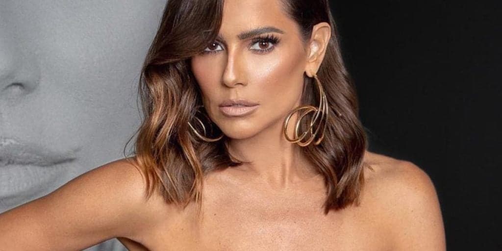 Deborah Secco, após assumir "fase piranha", é detonada e não deixa barato: "Hipócritas"