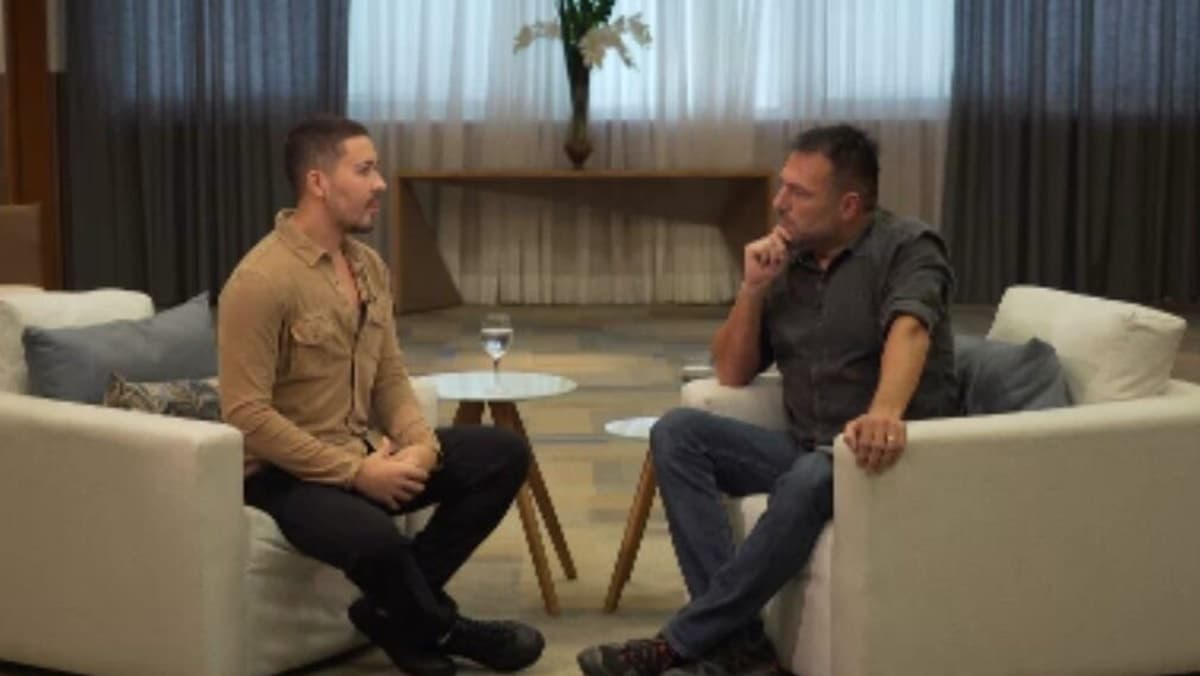 Carlinhos Maia dá entrevista ao repórter Maurício Ferraz no "Fantástico" Carlinhos Maia dá entrevista ao repórter Maurício Ferraz no "Fantástico"
