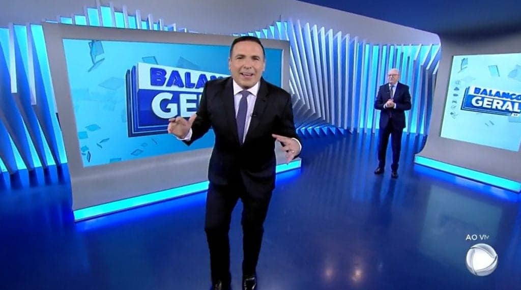 Gottino surge fora de estúdios da Record