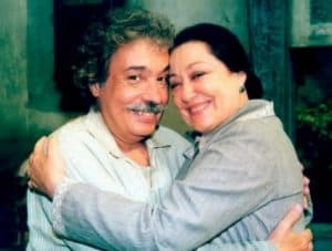 Mimosa (Suely Franco) se casará com Calixto (Pedro Paulo Rangel) em O Cravo e a Rosa (Foto: Reprodução / Globo) Mimosa (Suely Franco) se casará com Calixto (Pedro Paulo Rangel) em O Cravo e a Rosa (Foto: Reprodução / Globo)