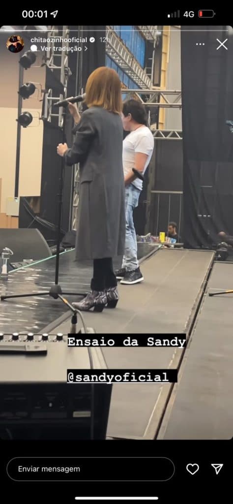 Chitãozinho expõe bastidores de show ao lado de Xororó e Sandy (Reprodução) Chitãozinho expõe bastidores de show ao lado de Xororó e Sandy (Reprodução)