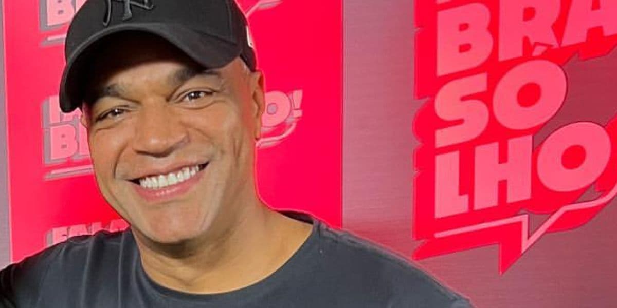 Denílson expõe situação com Luciele, deixa o país e encontra seu grande amor: "Estava morrendo de saudade" Denílson expõe situação com Luciele, deixa o país e encontra seu grande amor: "Estava morrendo de saudade"