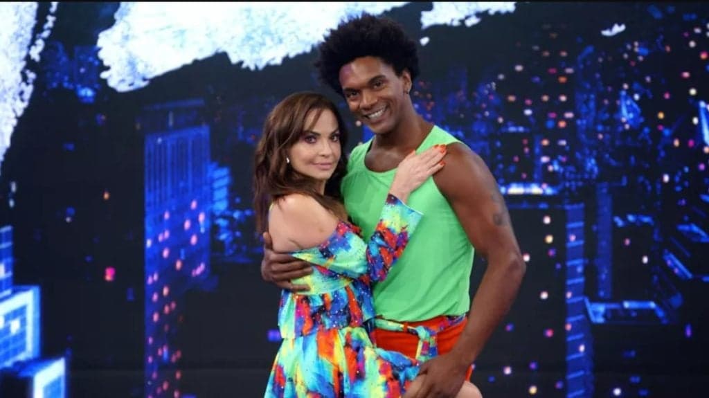 Luíza Tomé foi a última colocada na Dança dos Famosos em 2019 no Domingão do Faustão Luíza Tomé foi a última colocada na Dança dos Famosos em 2019 no Domingão do Faustão