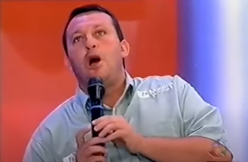 Neto estreou como comentarista ao lado de Milton Neves na Record Neto estreou como comentarista ao lado de Milton Neves na Record