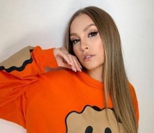 Carla Diaz possui uma trajetória de sucesso de 29 anos como atriz e também participou do BBB21 (Foto: Reprodução / Instagram) Carla Diaz possui uma trajetória de sucesso de 29 anos como atriz e também participou do BBB21 (Foto: Reprodução / Instagram)