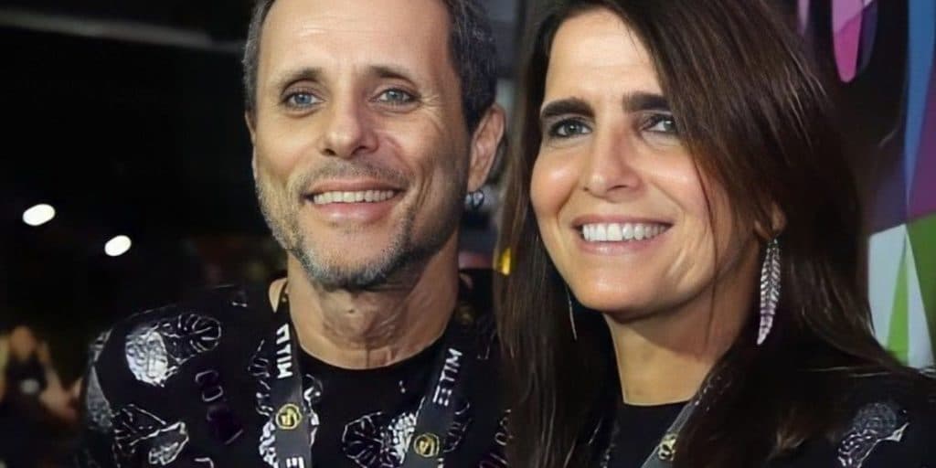 Malu Mader diz que se sente insegura por não ter casado no papel