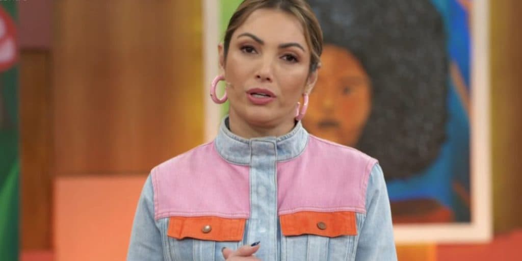"Infelizmente", Patricia Poeta paralisa Encontro e confirma morte que para o Brasil: "Recebi agora a informação"