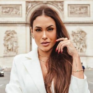 Aos 31 anos, a ex-BBB21 Sarah Andrade esbanja carisma e conquista os fãs (Foto: Reprodução / Instagram) Aos 31 anos, a ex-BBB21 Sarah Andrade esbanja carisma e conquista os fãs (Foto: Reprodução / Instagram)