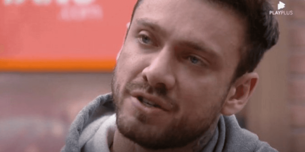 Vini será expulso de A Fazenda 14? Direção do reality analisa imagens da briga com Alex