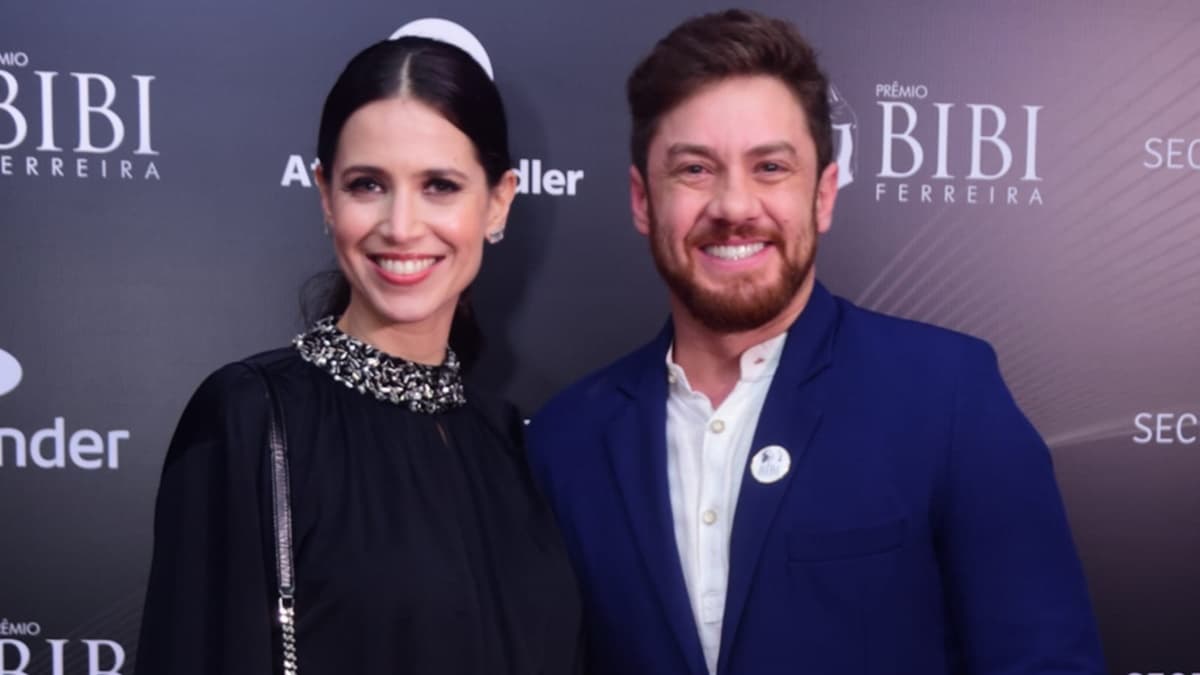 Mel Lisboa, Leonardo Miggiorin surpreendem com aparência diferente após 21 anos Mel Lisboa, Leonardo Miggiorin surpreendem com aparência diferente após 21 anos