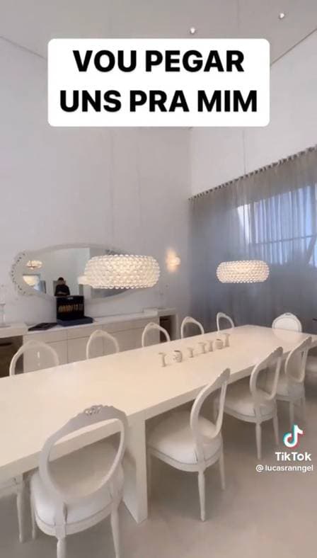 Sala de jantar chamou atenção pelo luxo (Foto: Reprodução) Sala de jantar chamou atenção pelo luxo (Foto: Reprodução)