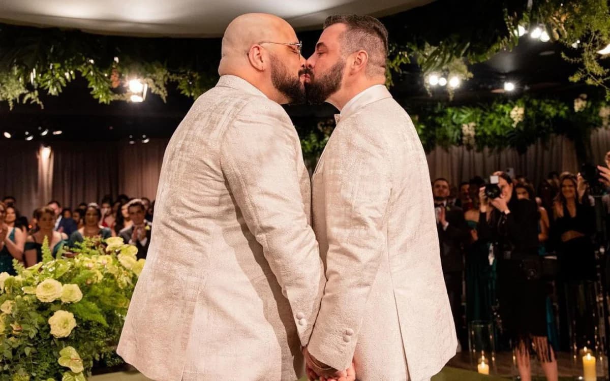 Tiago Abravanel e Fernando Poli se casam em São Paulo - Foto Reprodução Tiago Abravanel e Fernando Poli se casam em São Paulo - Foto Reprodução