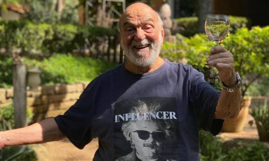 Lima Duarte, no auge dos seus 92 anos, recebe salário absurdo da Globo (Foto Reprodução/Internet) Lima Duarte, no auge dos seus 92 anos, recebe salário absurdo da Globo (Foto Reprodução/Internet)