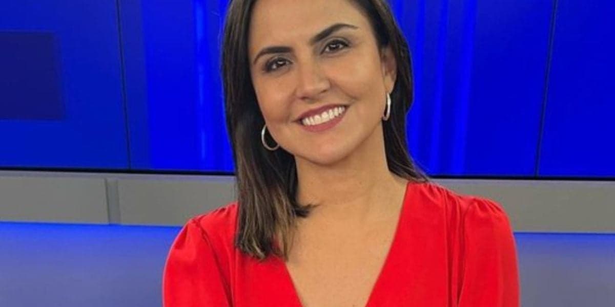 Carla Cecato (Foto: Reprodução / Record TV) Carla Cecato (Foto: Reprodução / Record TV)